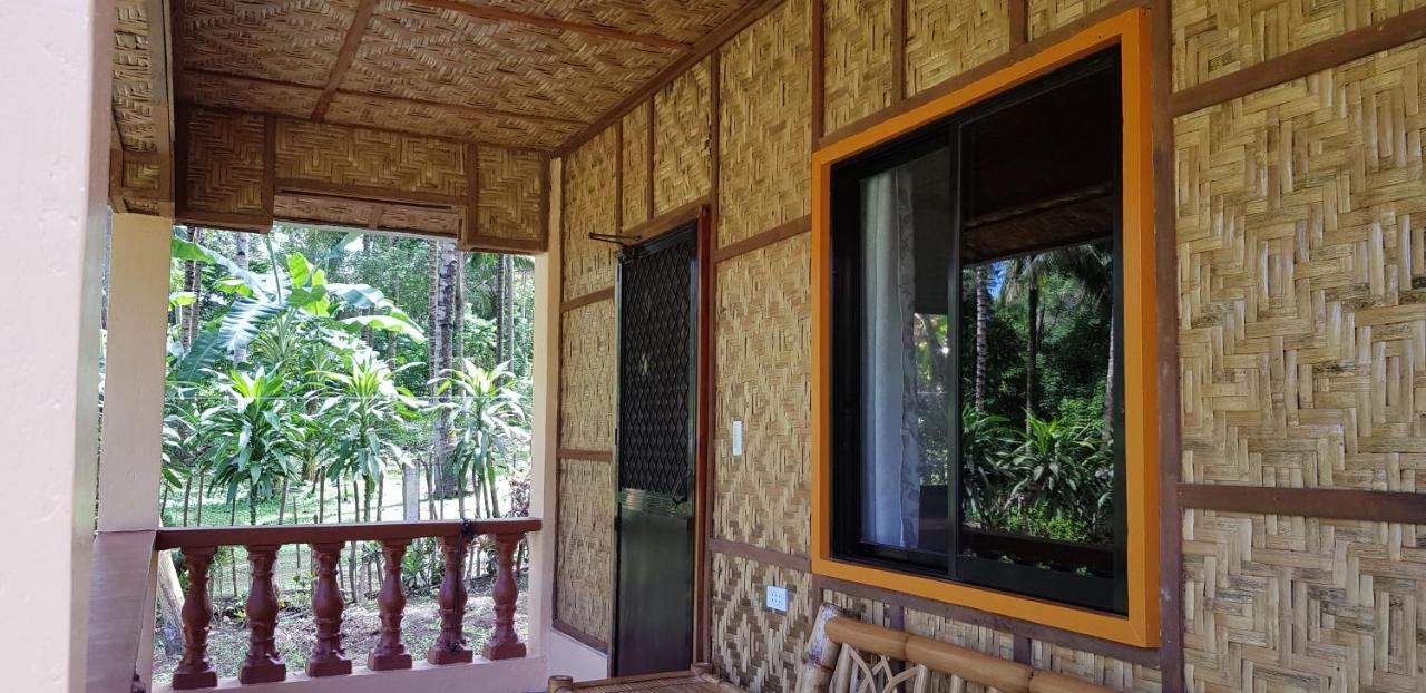 Paco'S Garden Home Stay Mambajao Zewnętrze zdjęcie